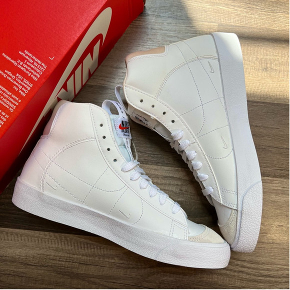 Nike Blazer Mid ‘77 SE D - Picture 3 of 6